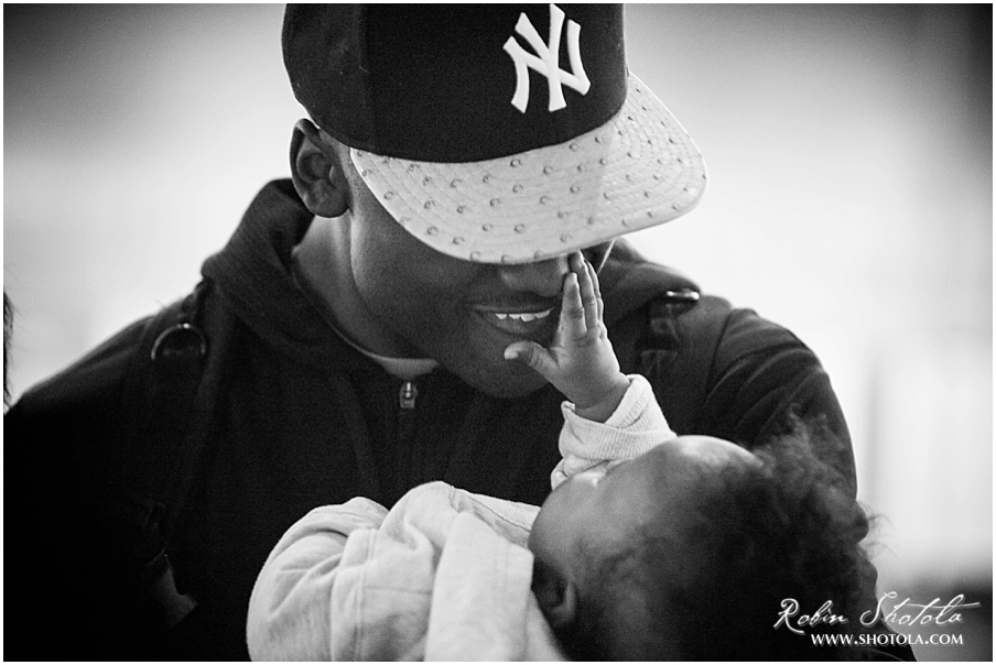 Meeting Dad For The First Time! #airport #baltimore #BWI #deployment #homecoming #maryland #military #militaryhomecoming #operationwelcomehome #OWHMD #photographer #Soliders #troops #USMilitary #volunteer #WelcomeHome width=