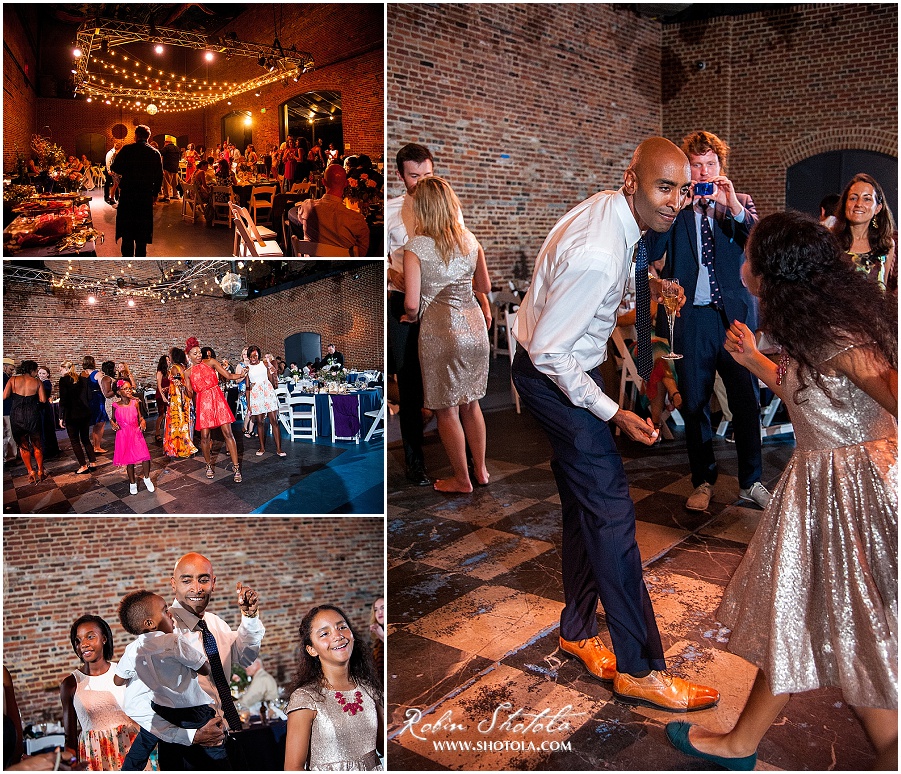 American Visionary Art Museum, Baltimore Maryland Wedding: Carly and Michael #CityWedding #OutdoorCeremony #AmericanVisionaryArtMuseumWedding #BaltimoreMarylandWedding #Photojournalist